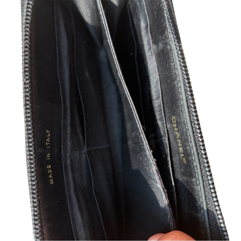 CHANEL Black wallet caviar Leather Zip around Wallet with dust bag - Picture 11 of 16
